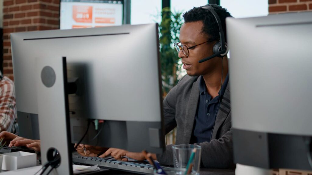 outbound call center outsourcing service